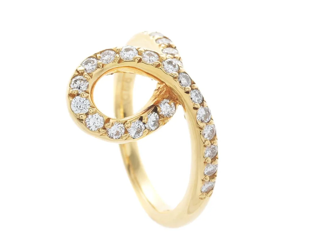 STRÖMDAHLS, ring, Loop ring, 18K guld, 25 briljantslipade diamanter 0,65 ctv, TW/VS-SI, stl 16,5 mm, vikt 5,3 g. — Smycken/Ring — Kaplans