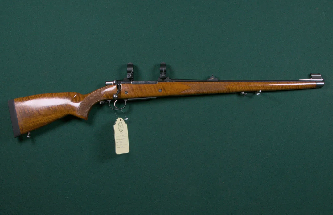 CZ 550 kal. 9,3x62 #F3518 SE1494600. — Rifles — Mauritz Widforss