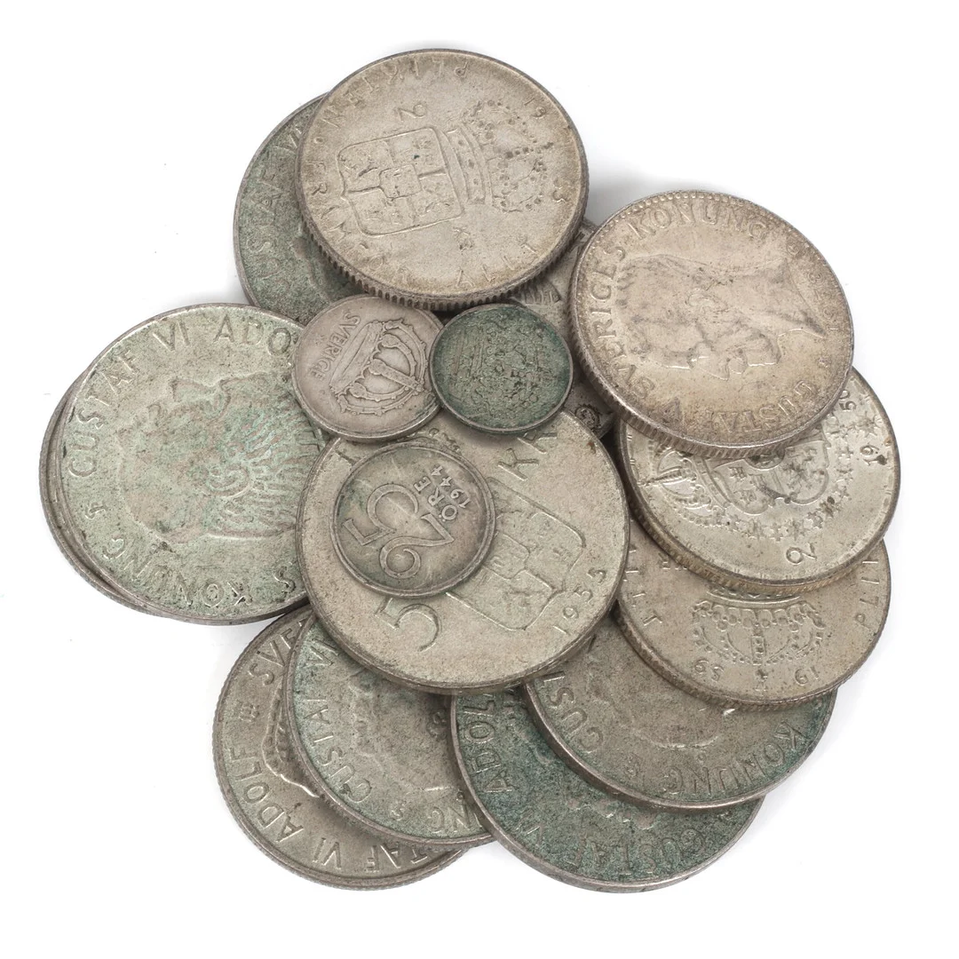 MYNT 16 st, silverhaltiga, Sverige. Vikt 211 gram. — Silver — Stadsauktion Sundsvall