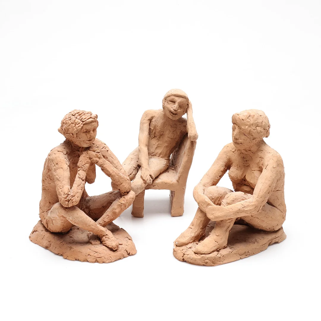 OKÄND KONSTNÄR. skulpturer, 3 st, lera. — Sculptures & Bronzes — Gomér & Andersson Linköping