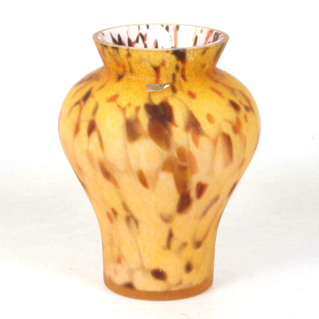 MONICA BACKSTRÖM. Vas, glas, Kosta Boda, 1900-talets senare del. — Utility glass — Stadsauktion Sundsvall