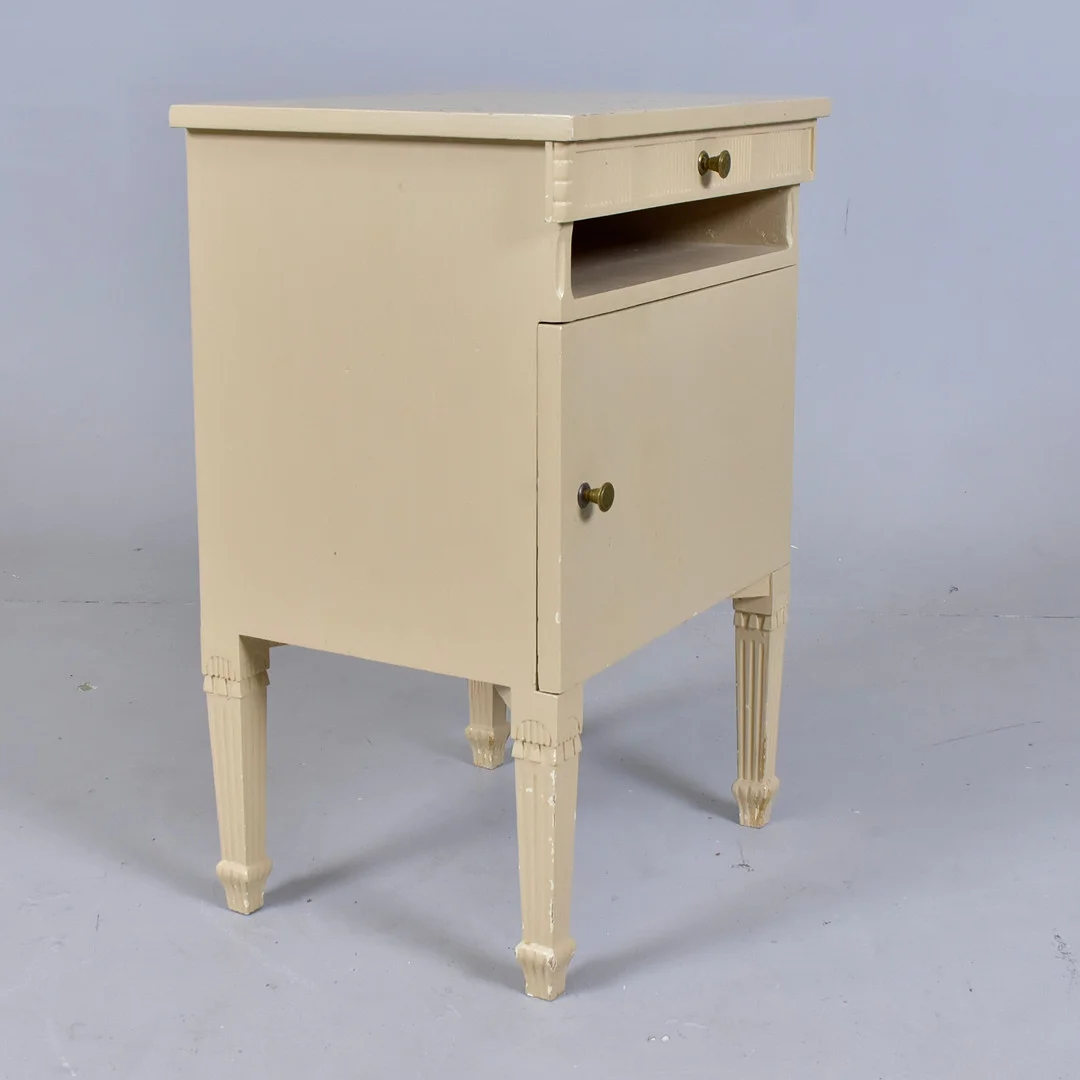 NATTDUKSBORD, gustaviansk stil, 1900-tal. — Tables — Halmstads Auktionskammare