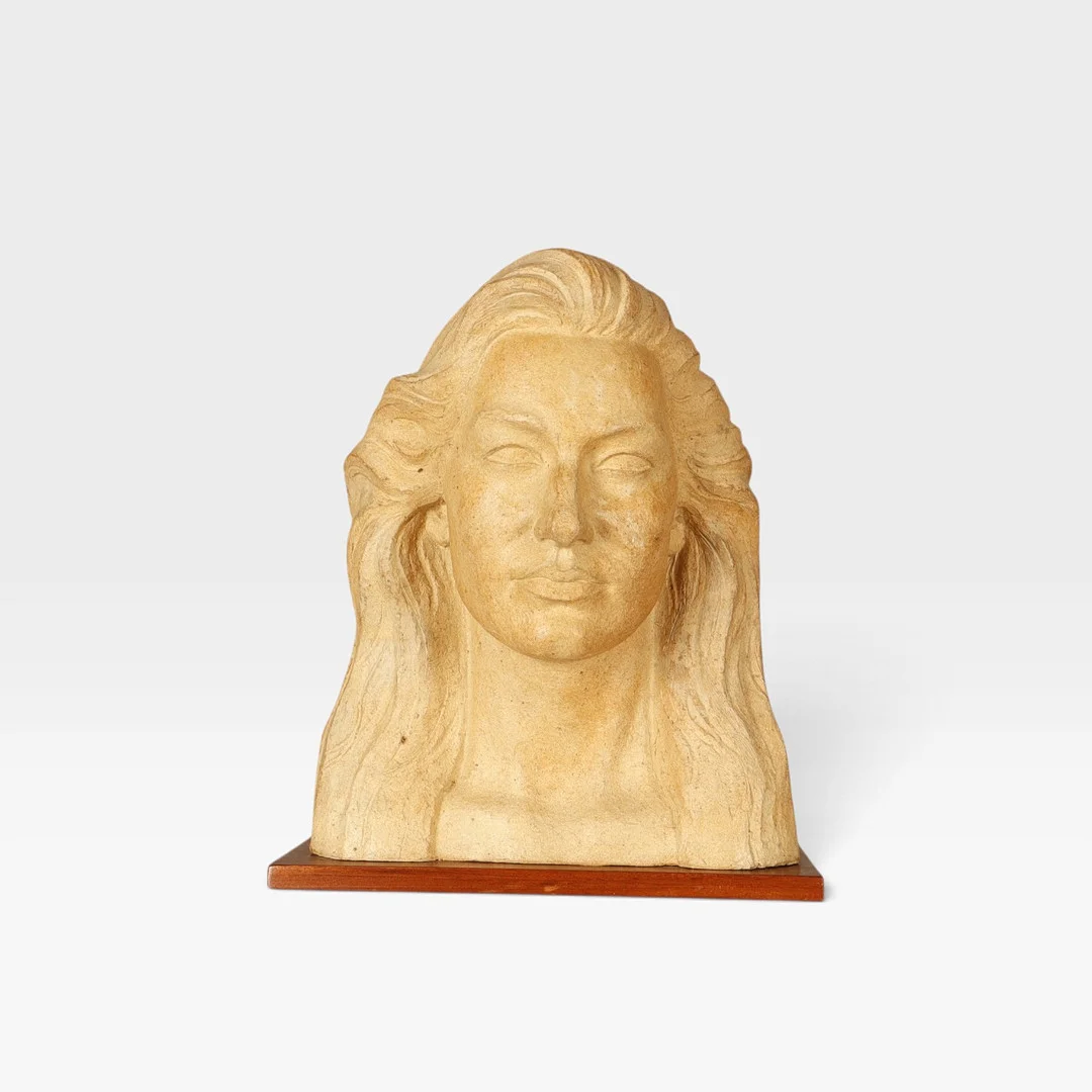 JUAN MARÍA MEDINA AYLLÓN. Una joven. — Sculptures & Bronzes — Barcelona Auctions