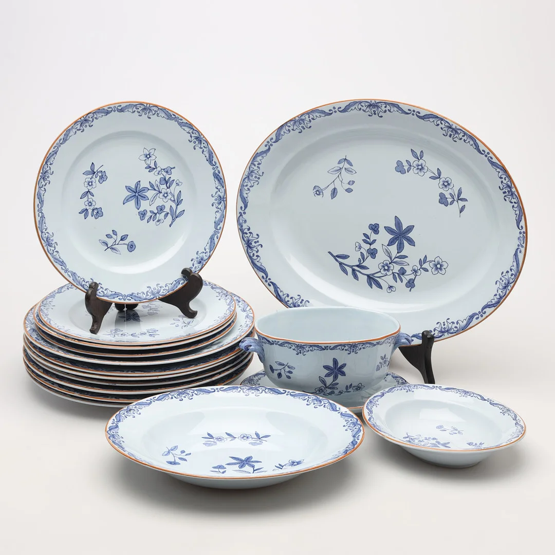 NILS EMIL LUNDSTRÖM. SERVISDELAR, 15 delar, "Ostindia", Rörstrand. — European — Borås Auktionshall