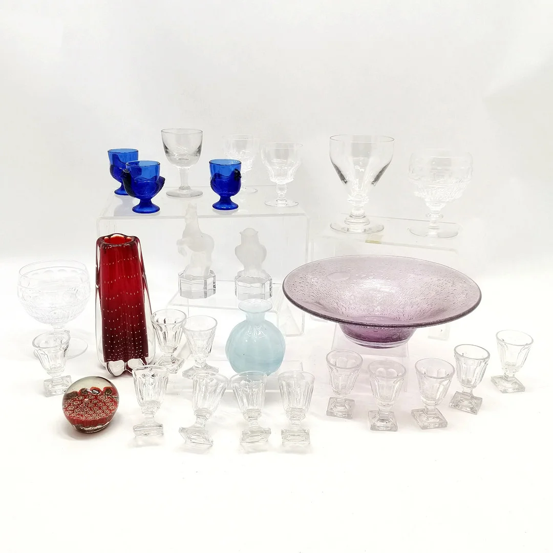 QTY GLASSWARE INC 2 X GOEBEL ANIMAL FIGURES, GLASS VASE & DISH ETC. — Art glass — Acreman St Auctioneers & Valuers