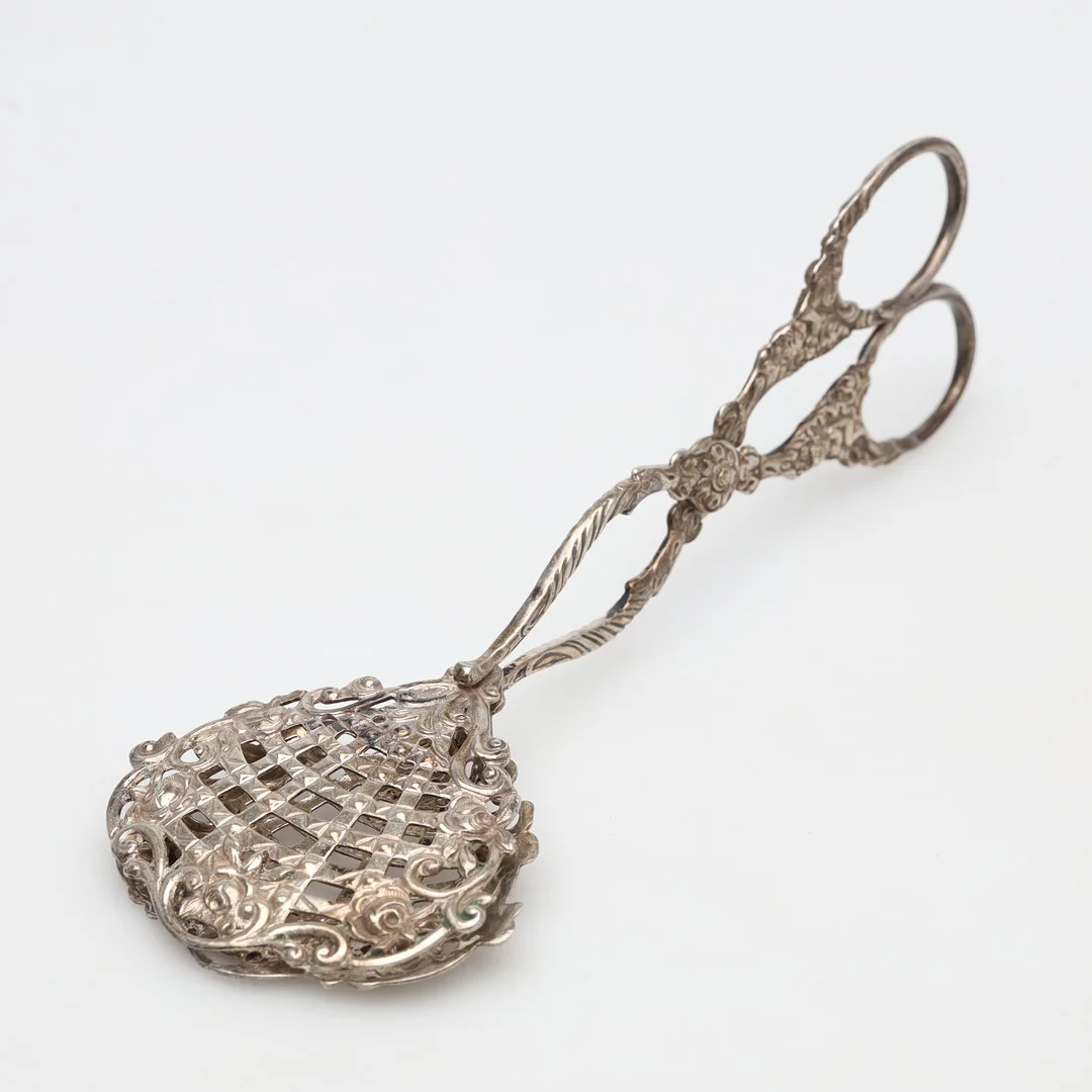 TÅNG, silver, vikt ca 60 gram. — Silver — Borås Auktionshall