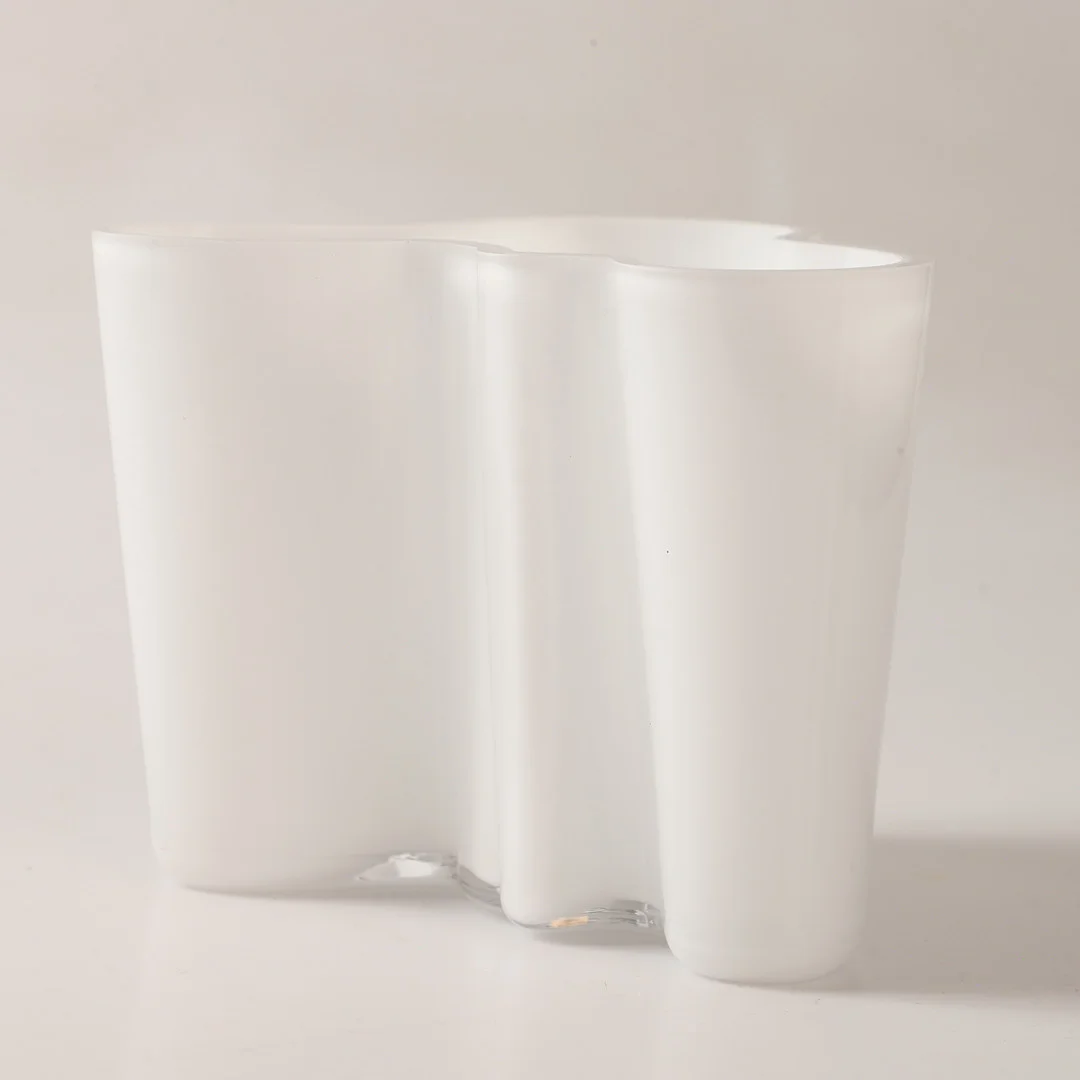 ALVAR AALTO. Vas, "Savoy", glas, Iittala, Finland. — Utility glass — Helsingborgs Auktionskammare