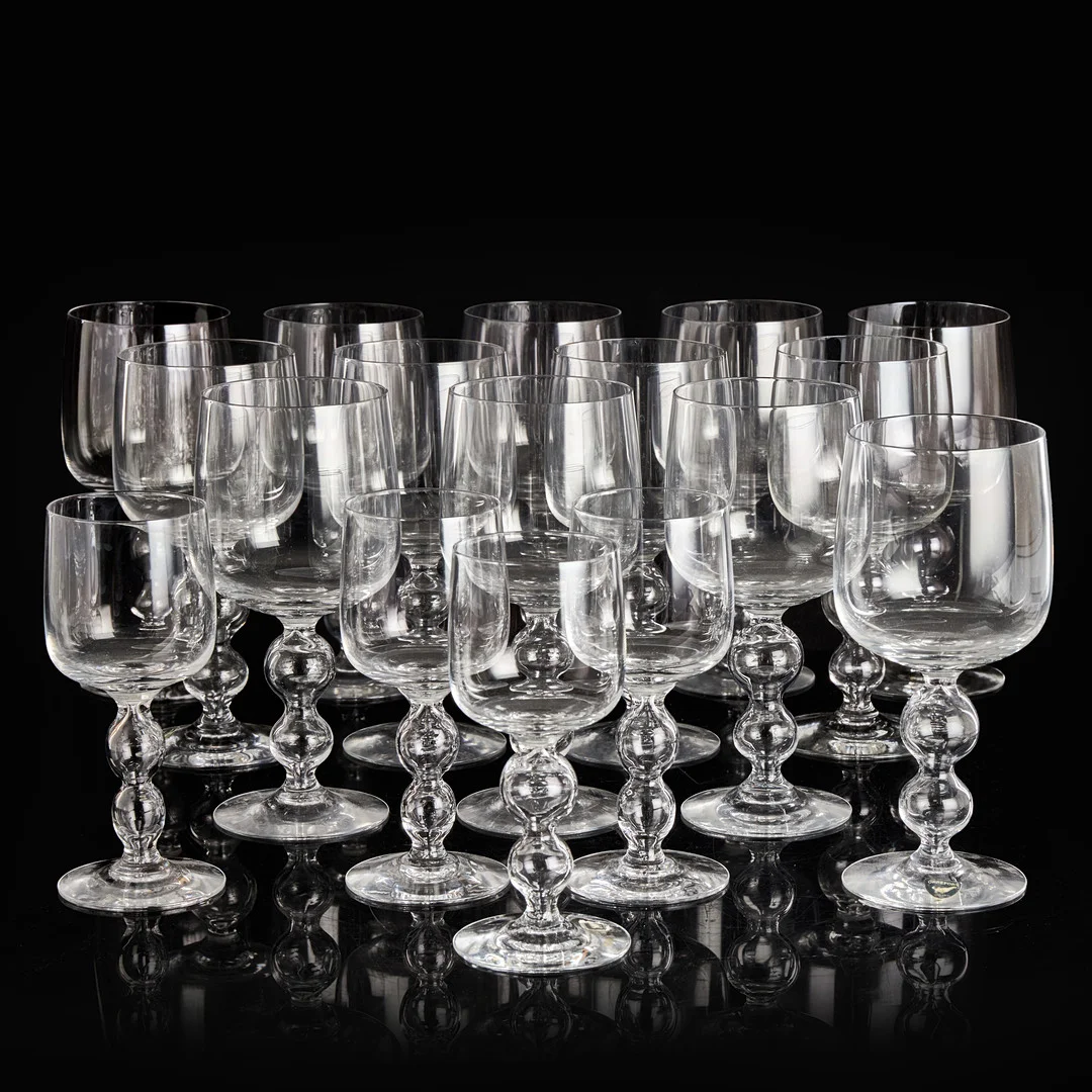 SVEN PALMQVIST, "Balett", 17 dlr, Orrefors, Sweden, glasservisdelar. — Tableware — Crafoord Auktioner Stockholm