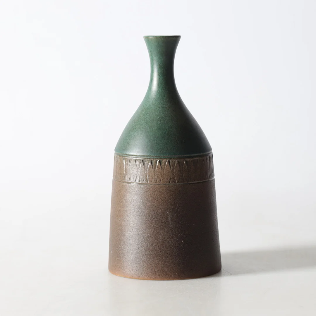 ÅKE PALMGREN. Vas, keramik, Krukmakaren Ystad, monogramsignerad. — European — Gomér & Andersson Nyköping