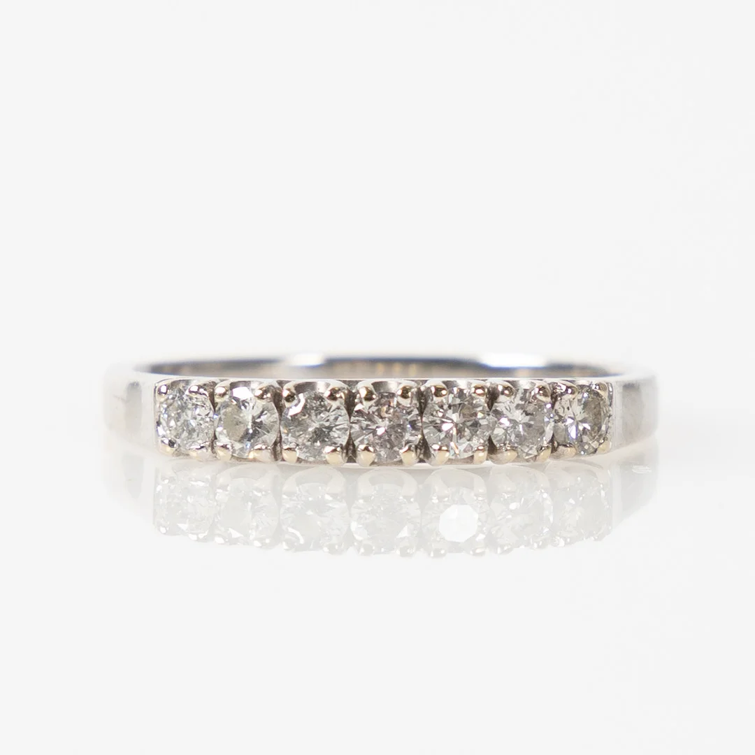 ALLIANSRING, 18K vitguld. — Rings — Stockholms Auktionsverk Helsingborg