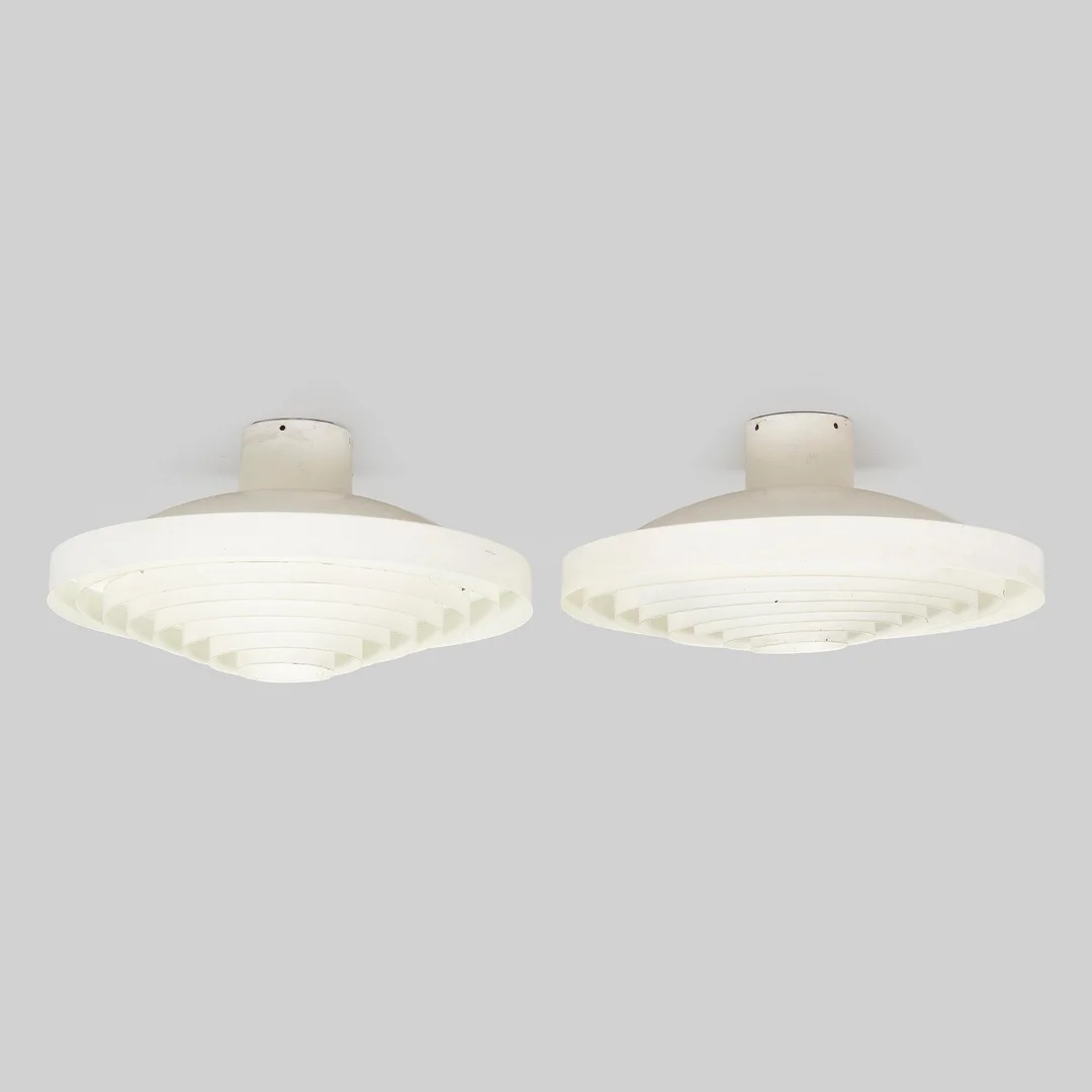 Lisa Johansson-Pape, taklampor, 2 st, modell 71-149 Stockmann Orno 1960-tal. — Design/Belysning — Bukowskis