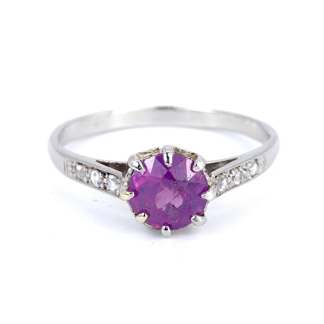 PLATINUM PINK SAPPHIRE & DIAMOND RING. — Rings — Chalkwell Auctions