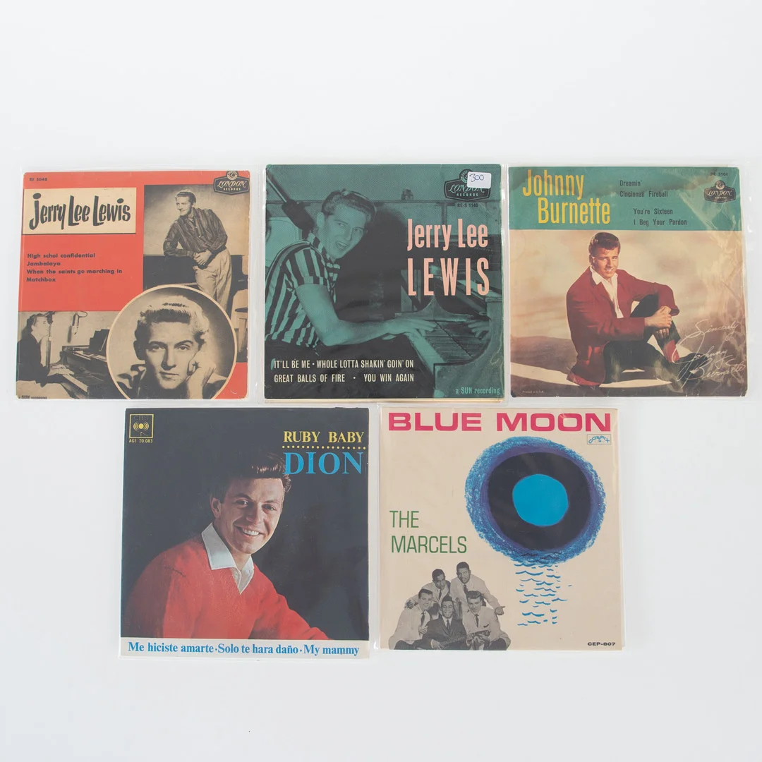 PARTI SINGLAR 7". 5 stycken. — Audio, Vinyl & Hi-Fi — Laholms Auktionskammare
