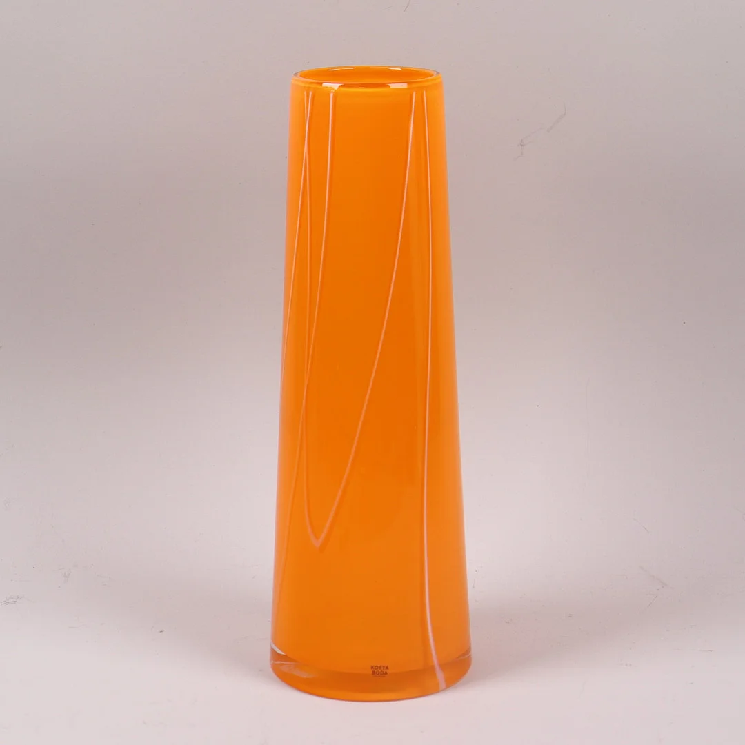 ANNA EHRNER. Kosta Boda, vas i glas. — Utility glass — Markus Auktioner