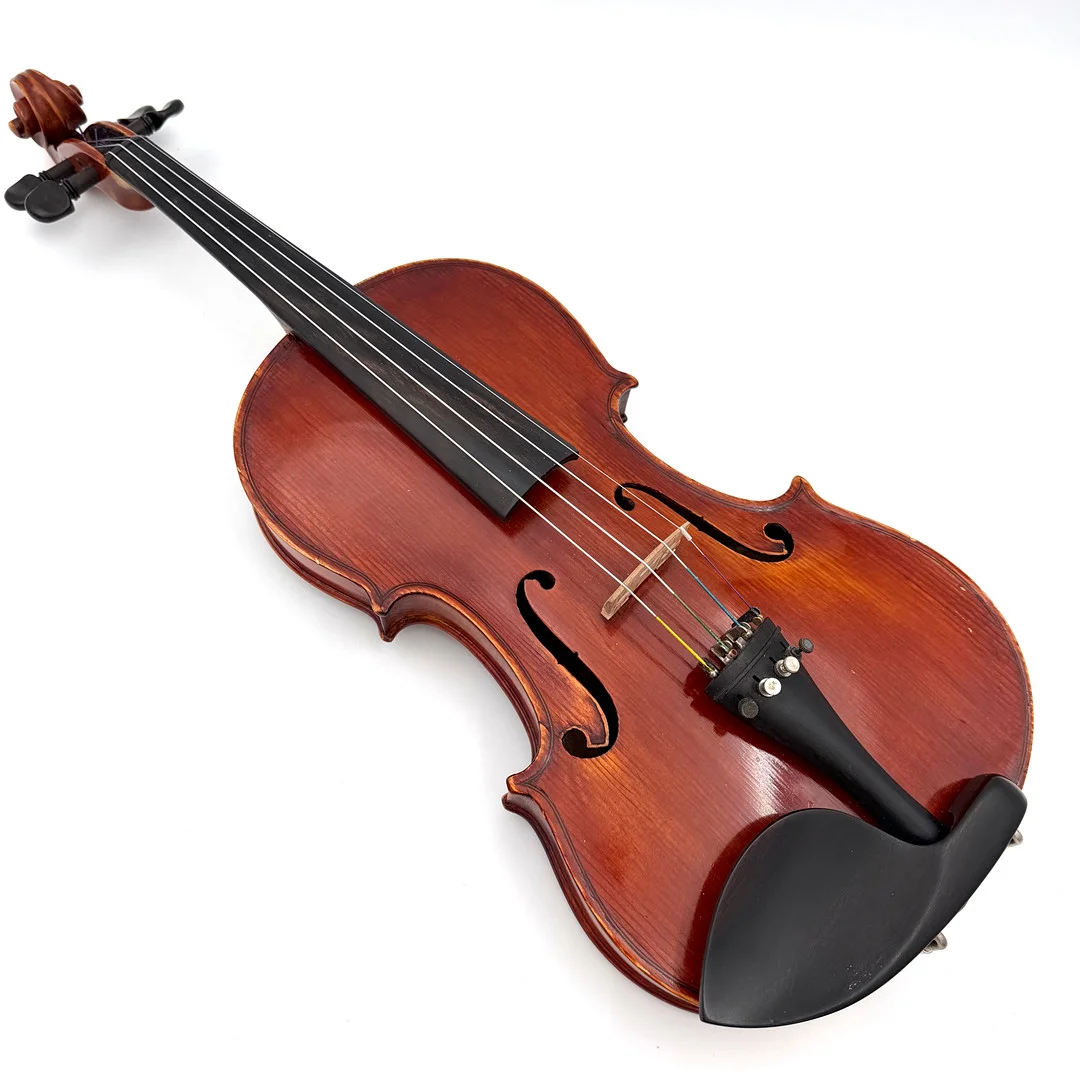 FIOL, möjligen Frankrike, kopia efter förlaga av Charles Jacquot, bär etikett, i etui Concord Case med hygrometer. — Musical instruments — Skandia Auktion
