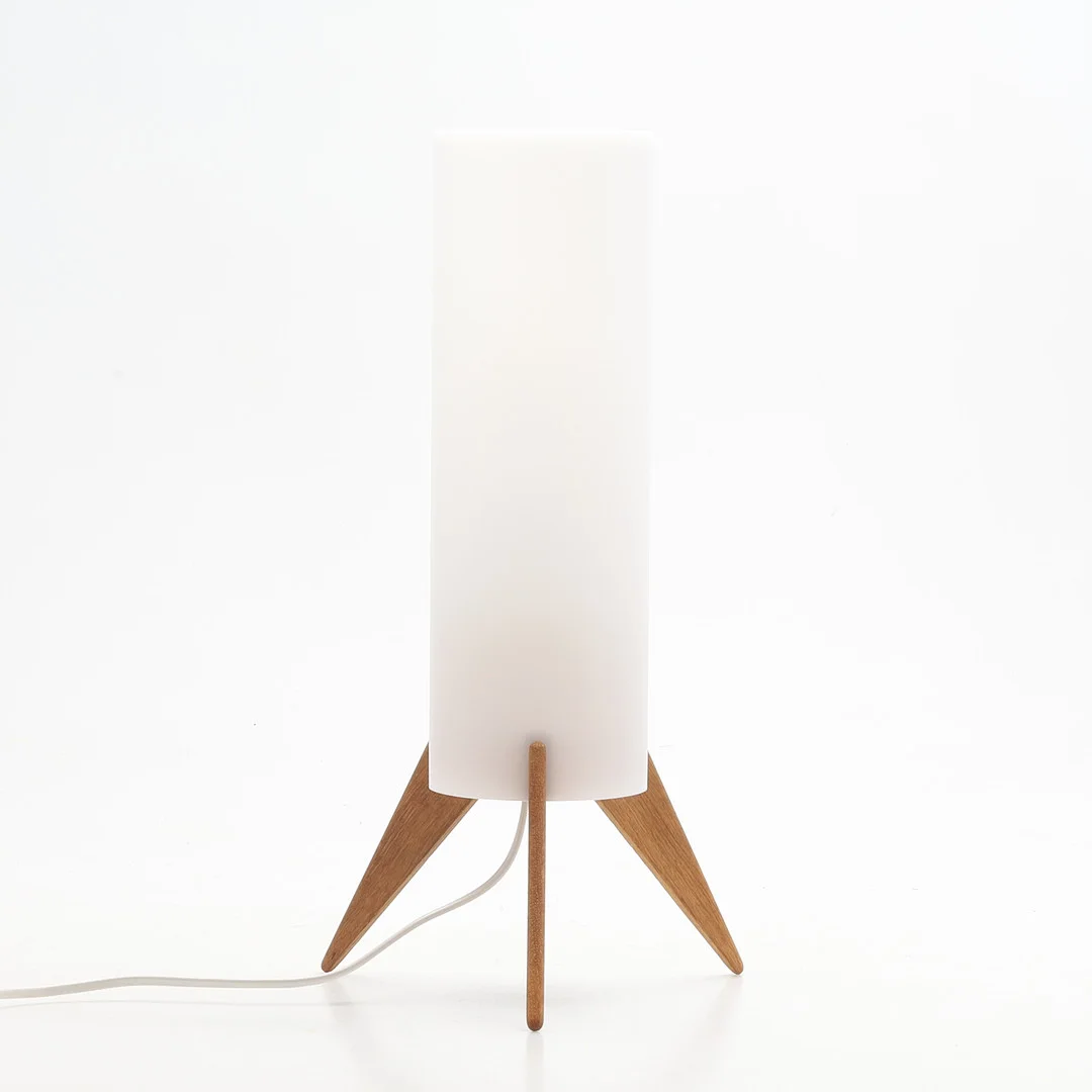 UNO & ÖSTEN KRISTIANSSON. Bordslampa, Luxus, Vittsjö. — Table Lamps — Crafoord Auktioner Malmö