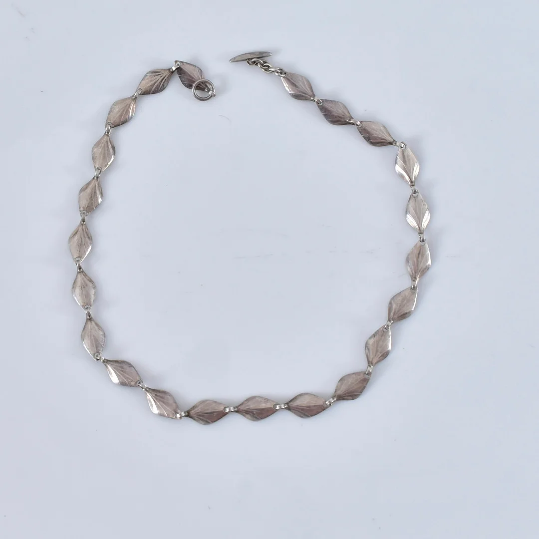 HALSBAND, silver, Herman Siersböl, Danmark. — Necklace — Halmstads Auktionskammare