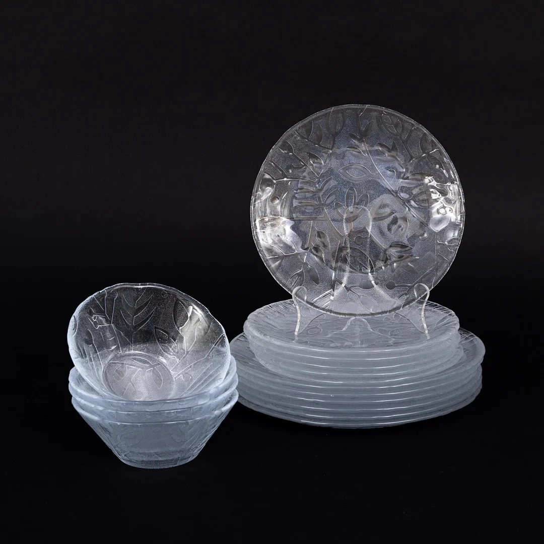 KOSTA BODA, Servis, 16 delar, "Party". — Tableware — Garpenhus Auktioner