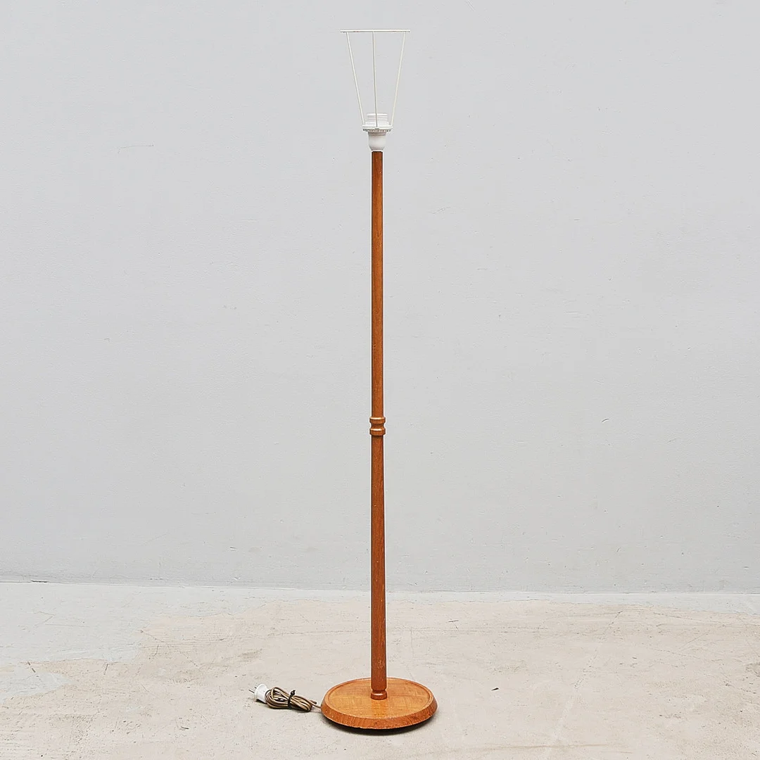 GOLVLAMPFOT. — Table Lamps — Metropol Auktioner