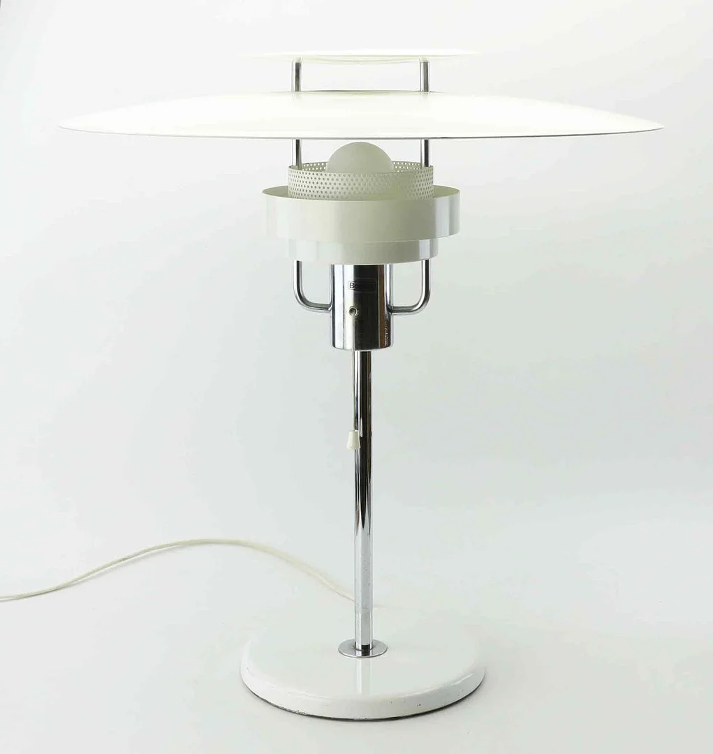 OLLE ANDERSSON. Bordslampa, metall, "Aurora", Boréns, 1900-tal. — Table Lamps — Hälsinglands Auktionsverk