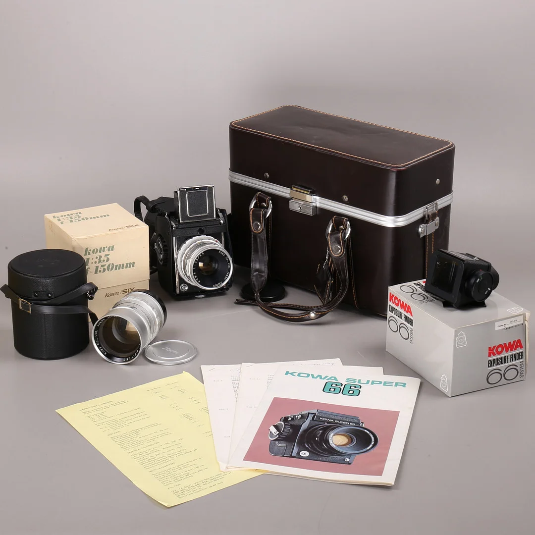 KAMERA, Kowa Six, analog, 1900-talets andra hälft. — Cameras & accessories — Växjö Auktionskammare