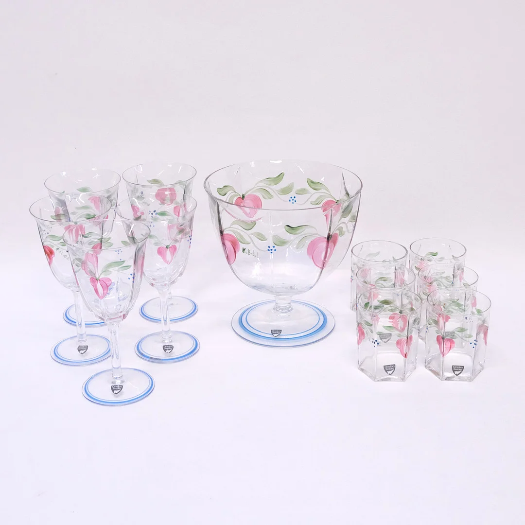 EVA ENGLUND. GLASSERVIS, "MAJA", ORREFORS, HANDMÅLAT GLAS, 12 DELAR. — Utility glass — Björnssons Auktionskammare