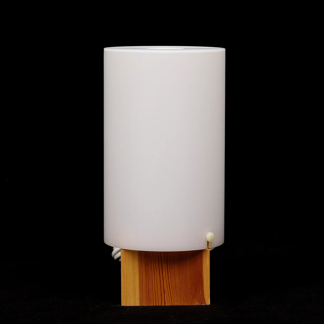UNO & ÖSTEN KRISTIANSSON. BORDSLAMPA, Luxus, Vittsjö. — Table Lamps — Crafoord Auktioner Malmö