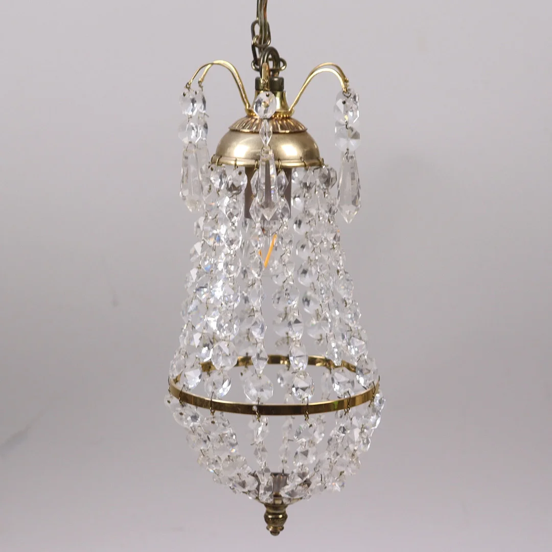TAKLAMPA, prismor och mässing, 1900-tal. — Ceiling lights — Markus Auktioner