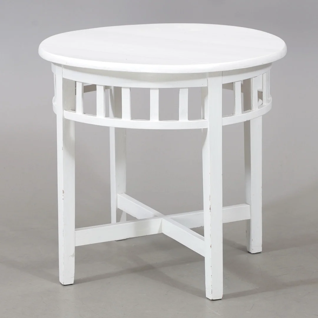 BORD, Carin och Carl Larsson-stil, 1900-talets första hälft. — Tables — Växjö Auktionskammare