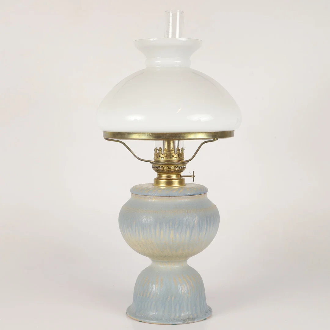OVE THORNBLAD. Bordsfotogenlampa, stengods/glas, signerad. — Table Lamps — Helsingborgs Auktionskammare