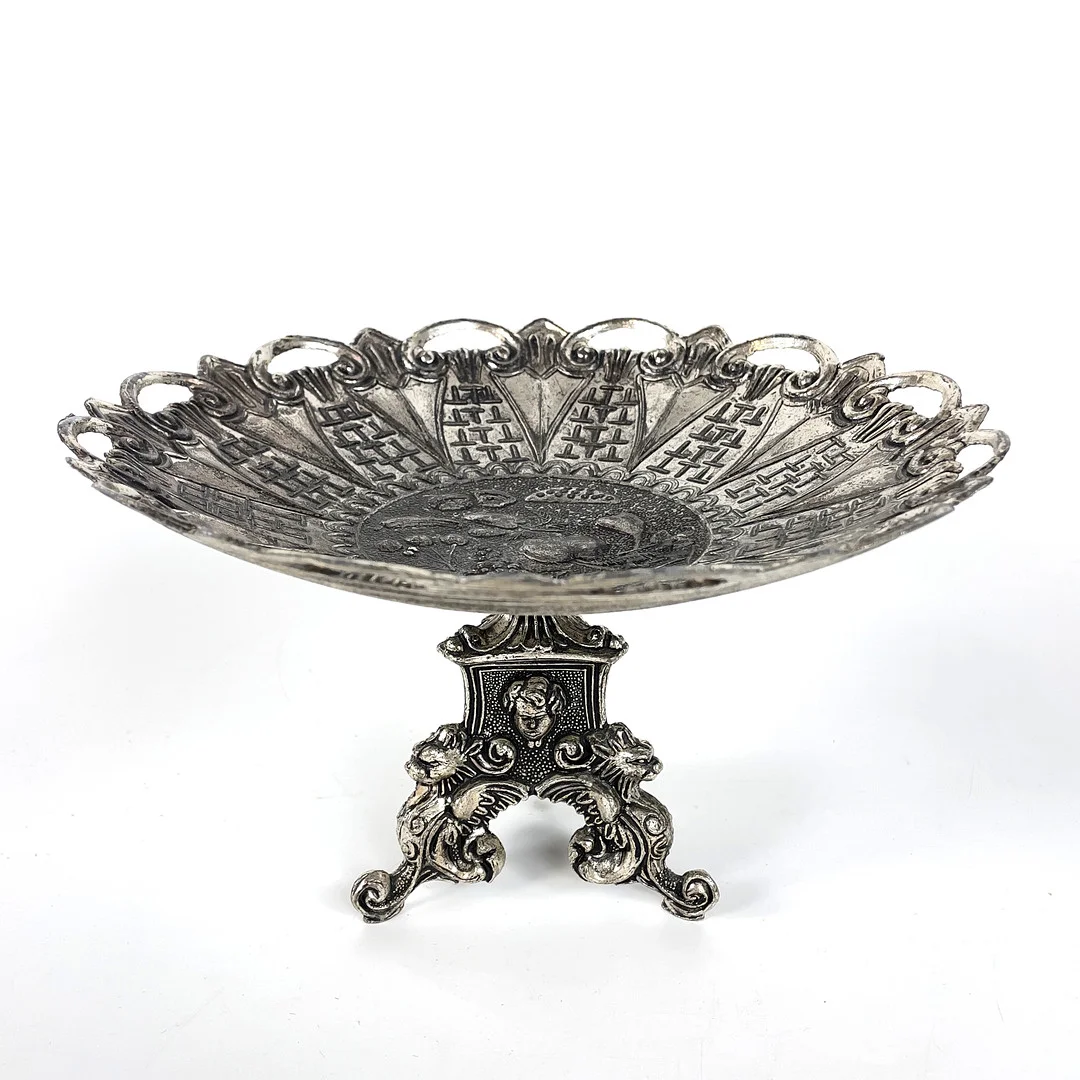 FRUKTSKÅL, på fot, metall, Italien, 1900-tal. — Other metals — Roslagens Auktionsverk
