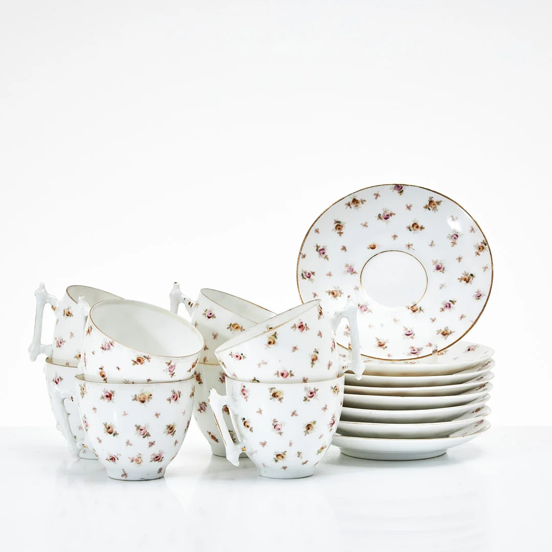 ROSENTHAL (etabl. 1879), 6 kaffekoppar med 7 fat, porslin, Tyskland, omkring år 1900. — European — Stockholms Auktionsverk Magasin 5