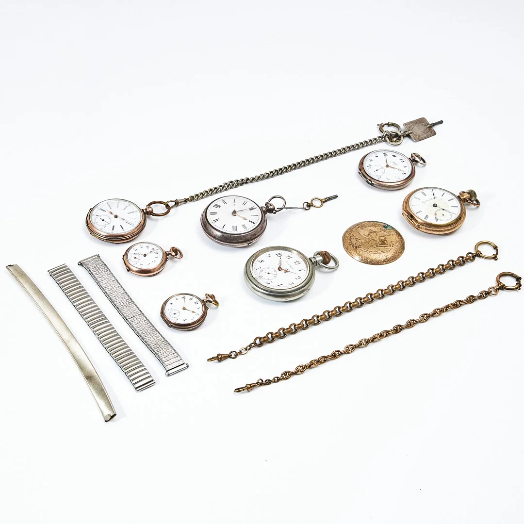 FICKUR, varierande åldrar och märken, bl a Elgin, General Watch Co, TISSOT, delvis med boetter i silver/800, 1800/1900-tal, KLOCKKEDJOR, mm. — Pocket & Stop Watches — Stockholms Auktionsverk Magasin 5