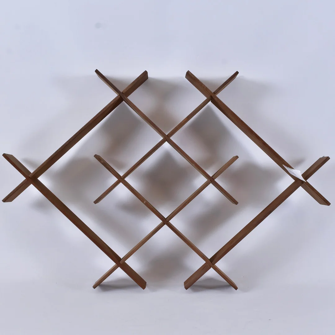 VÄGGHYLLA, teak, 1950-60-tal. — Cupboards, Cabinets & Shelves — Halmstads Auktionskammare