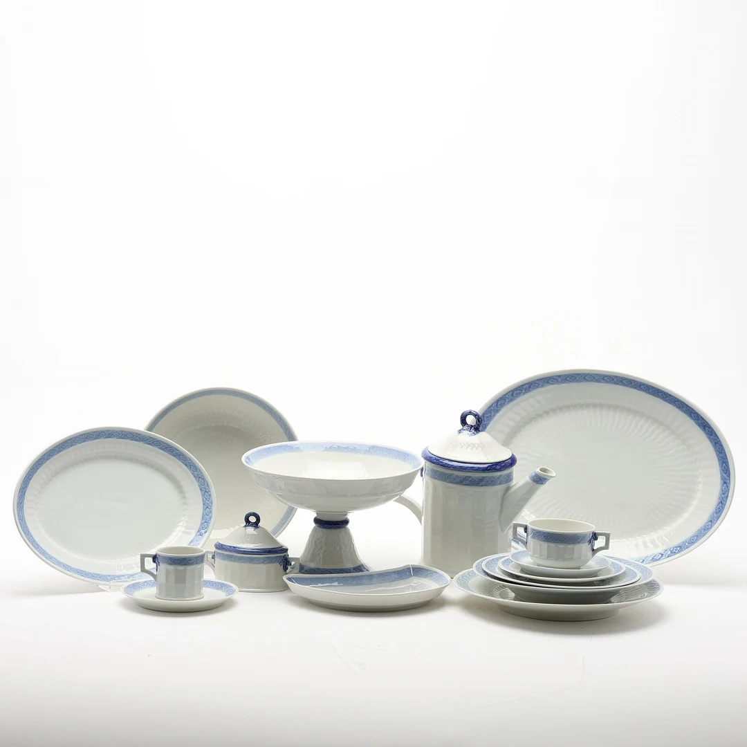 SERVIS, 93 delar, "Blå vifte", Royal Copenhagen. — Tableware — Uppsala Auktionskammare