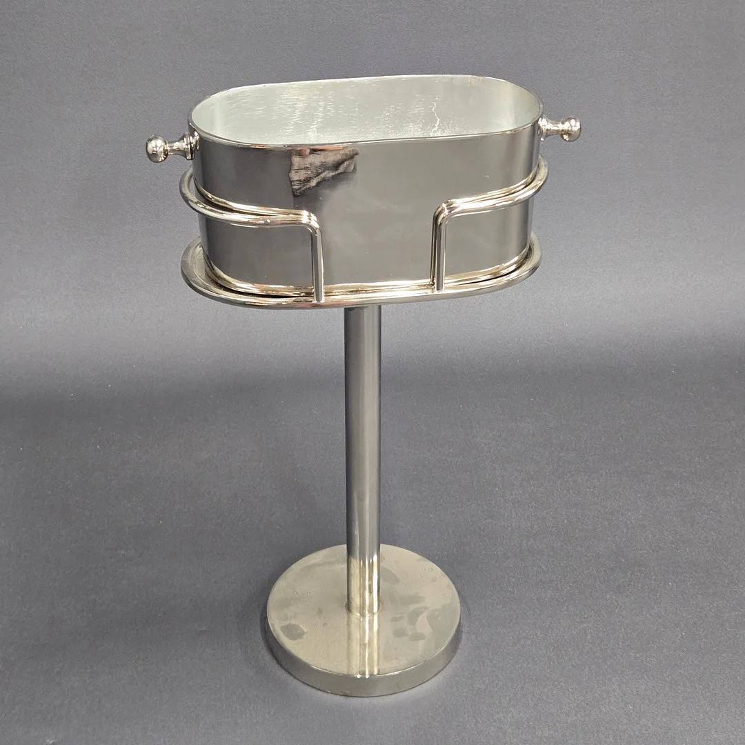 METAL CHAMPAGNE COOLER. — Miscellaneous — Chalkwell Auctions