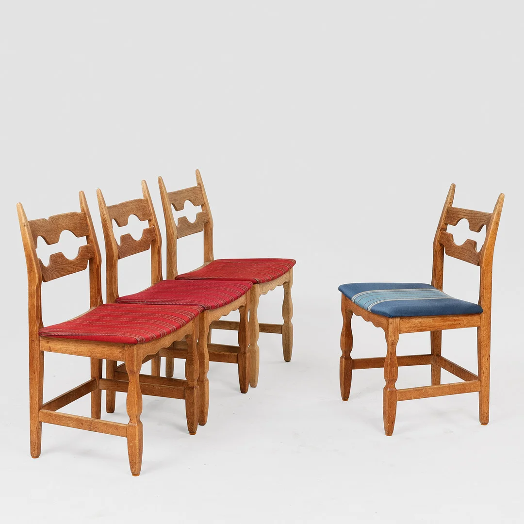 Fire "Razorblade" stole af eg, Nyrup Møbelfabrik, Danmark, 1960/70'erne, (4). — Armchairs & Chairs — Palsgaard Kunstauktioner