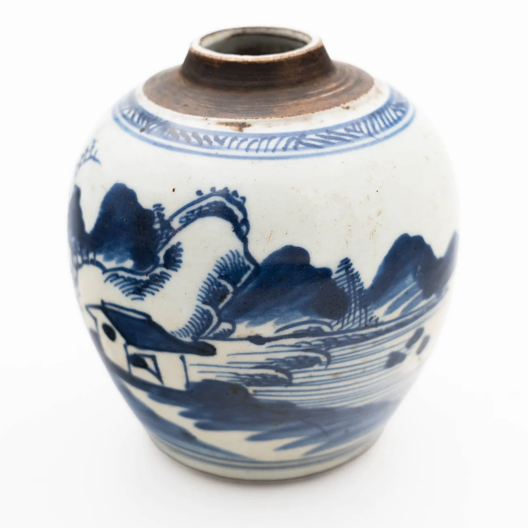 KRUS. Kina, Qianlong Jiaqing 1770-1820. — Ceramics & Porcelain — Norrlands Auktionsverk