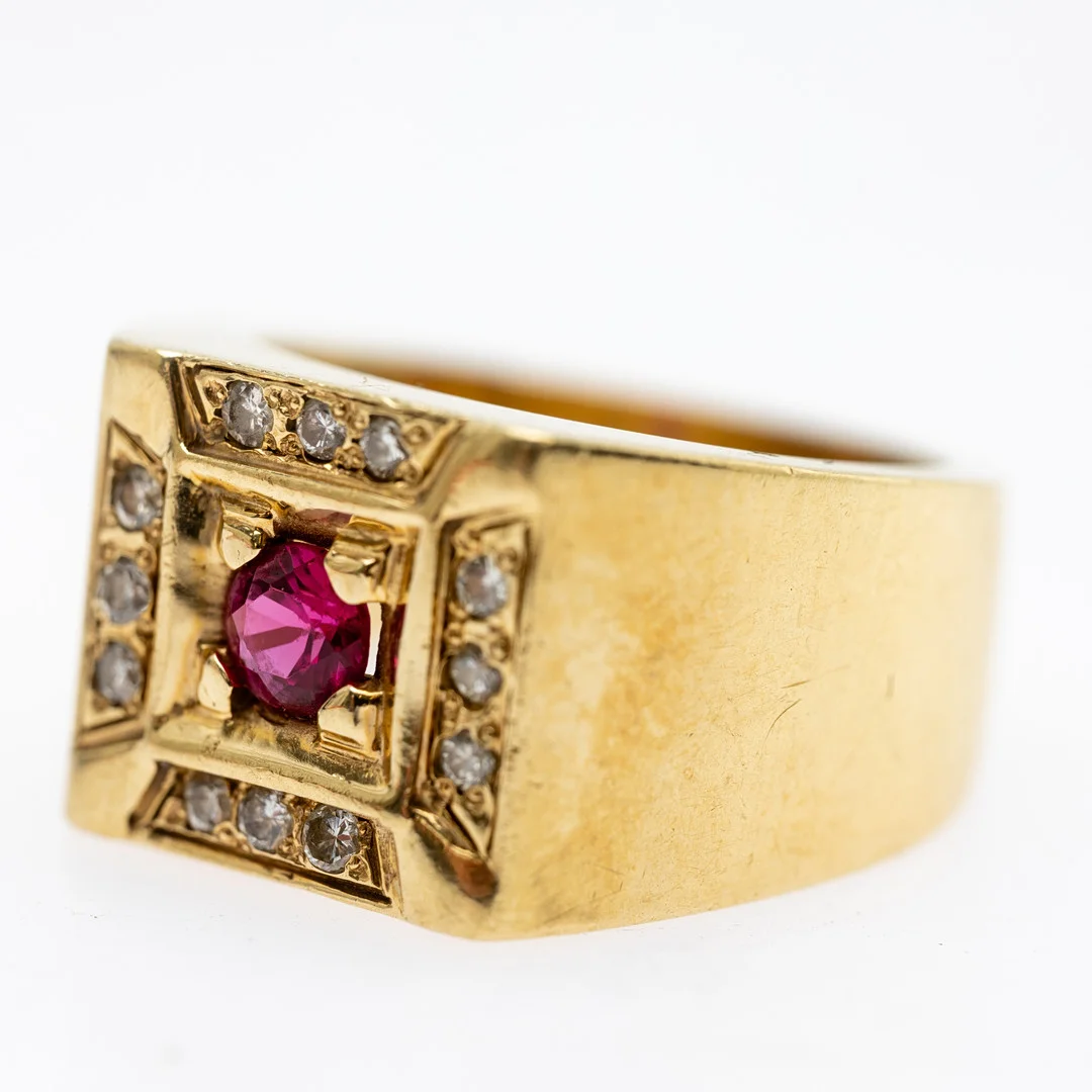 Gold Ring. — Rings — Stockholms Auktionsverk Hamburg