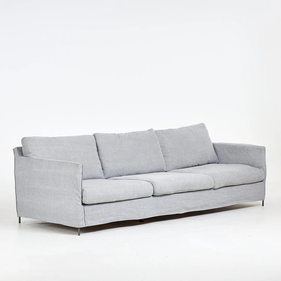 SOFFA. "Petito", 3-sits, Furninova, textilklädsel. — Sofas & Seatings — Stockholms Auktionsverk Sickla