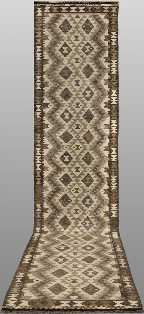 ORIENTMATTA. Kelim naturfärgad gallerimodell, 394 x 87 cm. — Carpets — Gomér & Andersson Norrköping