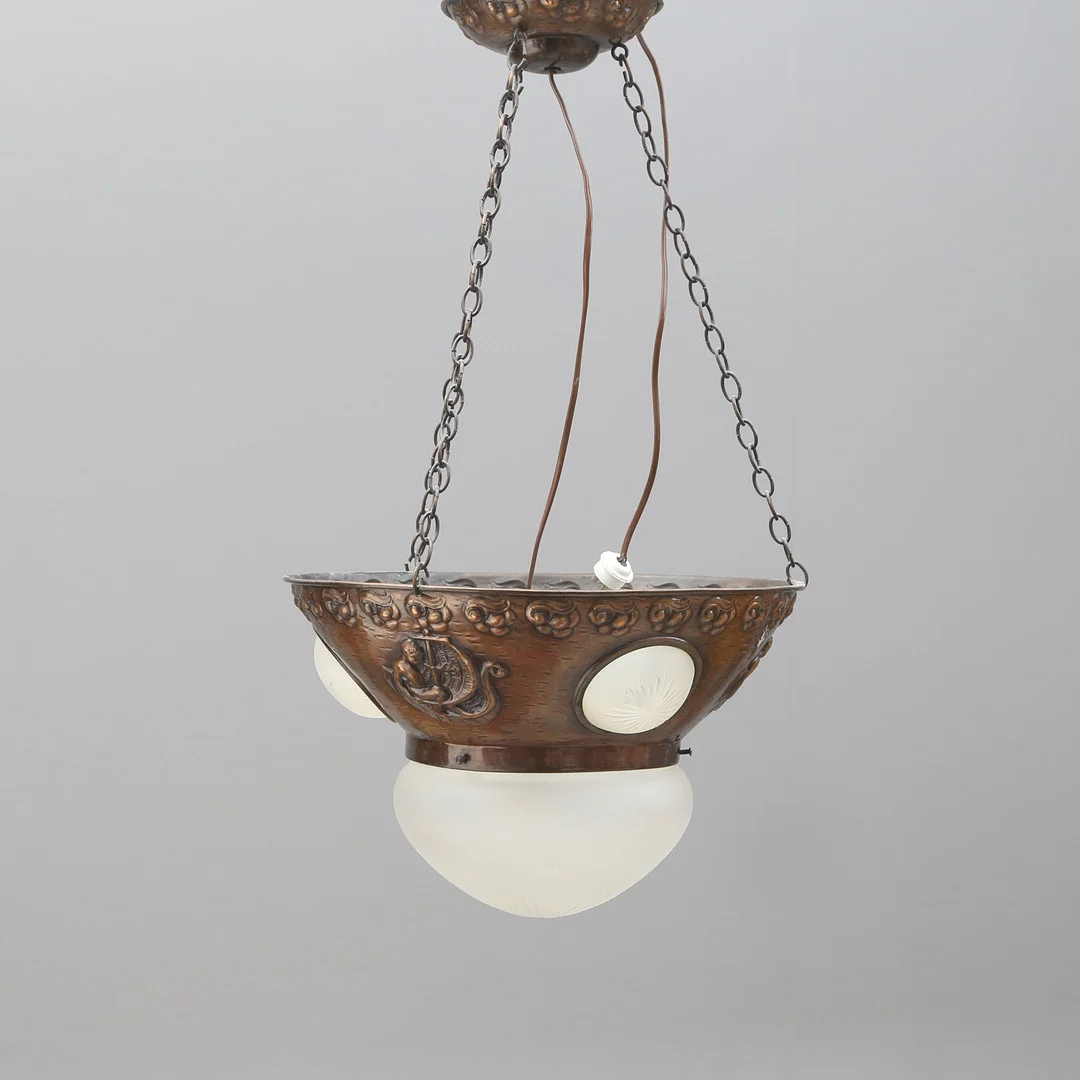 TAKLAMPA, glas/koppar. jugendstil. — Ceiling lights — Kalmar Auktionsverk