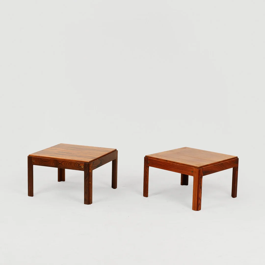 ILLUM WIKKELSØ. "Plexus", et par sideborde af palisander, CFC Silkeborg, Danmark, ca. 1960'erne, (2). — Tables — Palsgaard Kunstauktioner