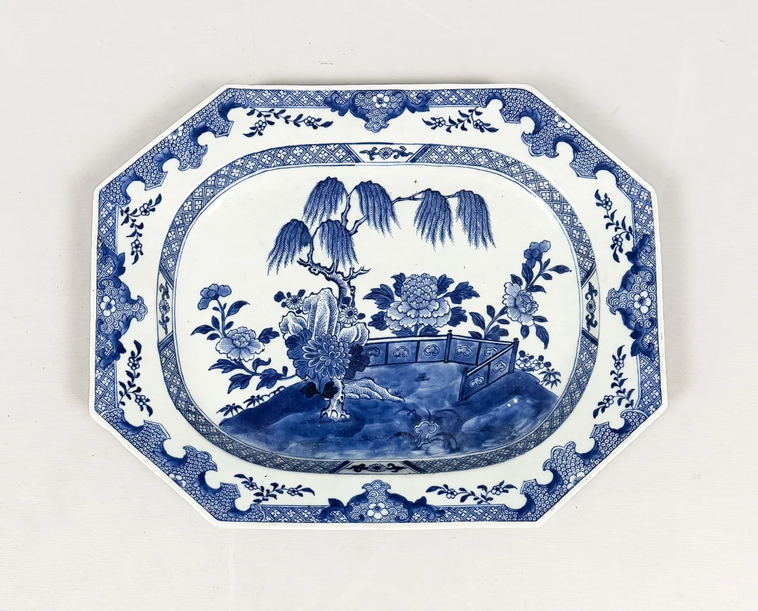 STEKFAT, porslin, Kina, 17/1800-tal. — Ceramics & Porcelain — Auktionshuset STO Bohuslän