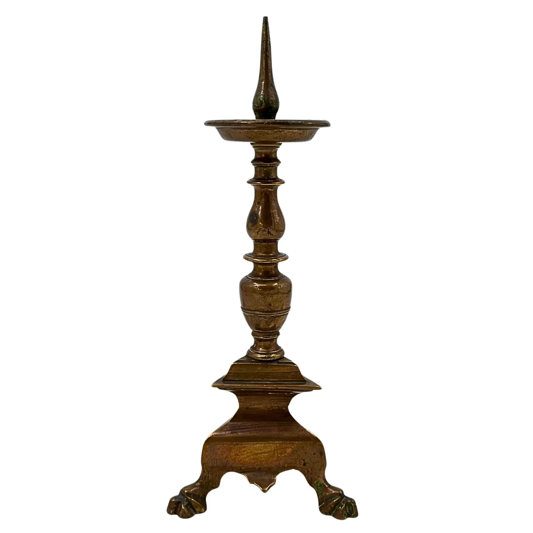 EIN KERZENLEUCHTER - ENDE 18. JAHRHUNDERT. — Candlesticks — Auktionshaus Stuber's Hammerschlag