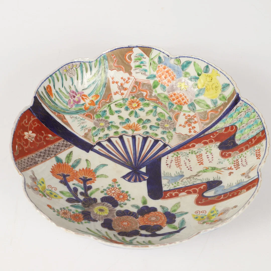 SKÅLFAT, porslin, Imari, 1800-tal. — Ceramics & Porcelain — Helsingborgs Auktionskammare