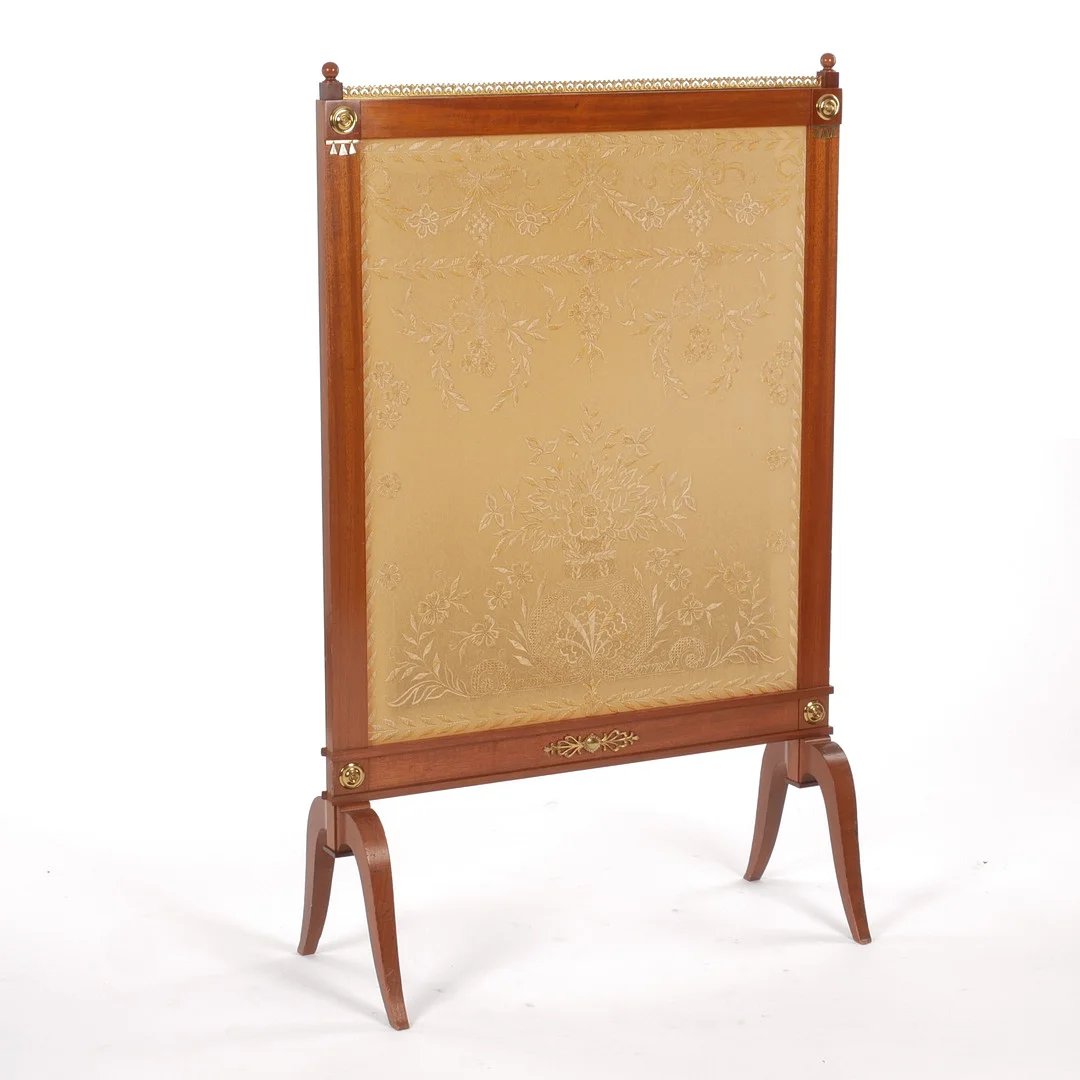BRASSKÄRM, trä och textil, 1900-tal. — Other — Auktionsfirma Kenneth Svensson i Kalmar