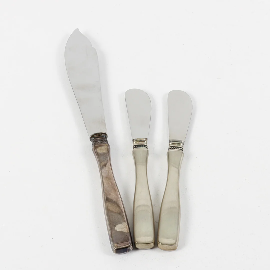TÅRTKNIV OCH SMÖRKNIVAR, silver, "Uppsala", MGAB. — Silver — Karlstad Hammarö Auktionsverk