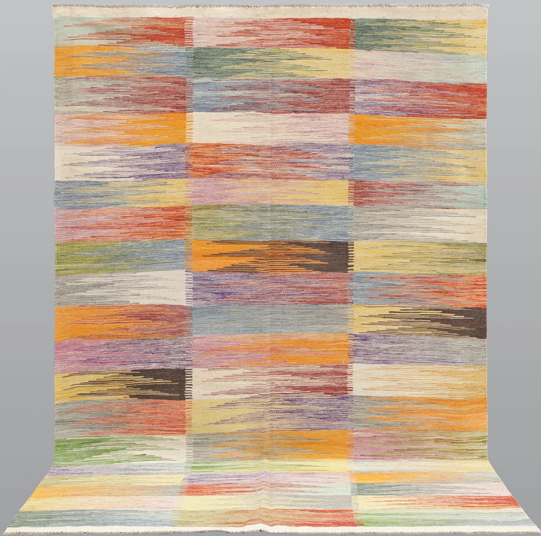 ORIENTMATTA, kelim, handvävd, modern design, ca 301 x 199 cm. — Oriental Carpets & Textiles — Skandia Auktion