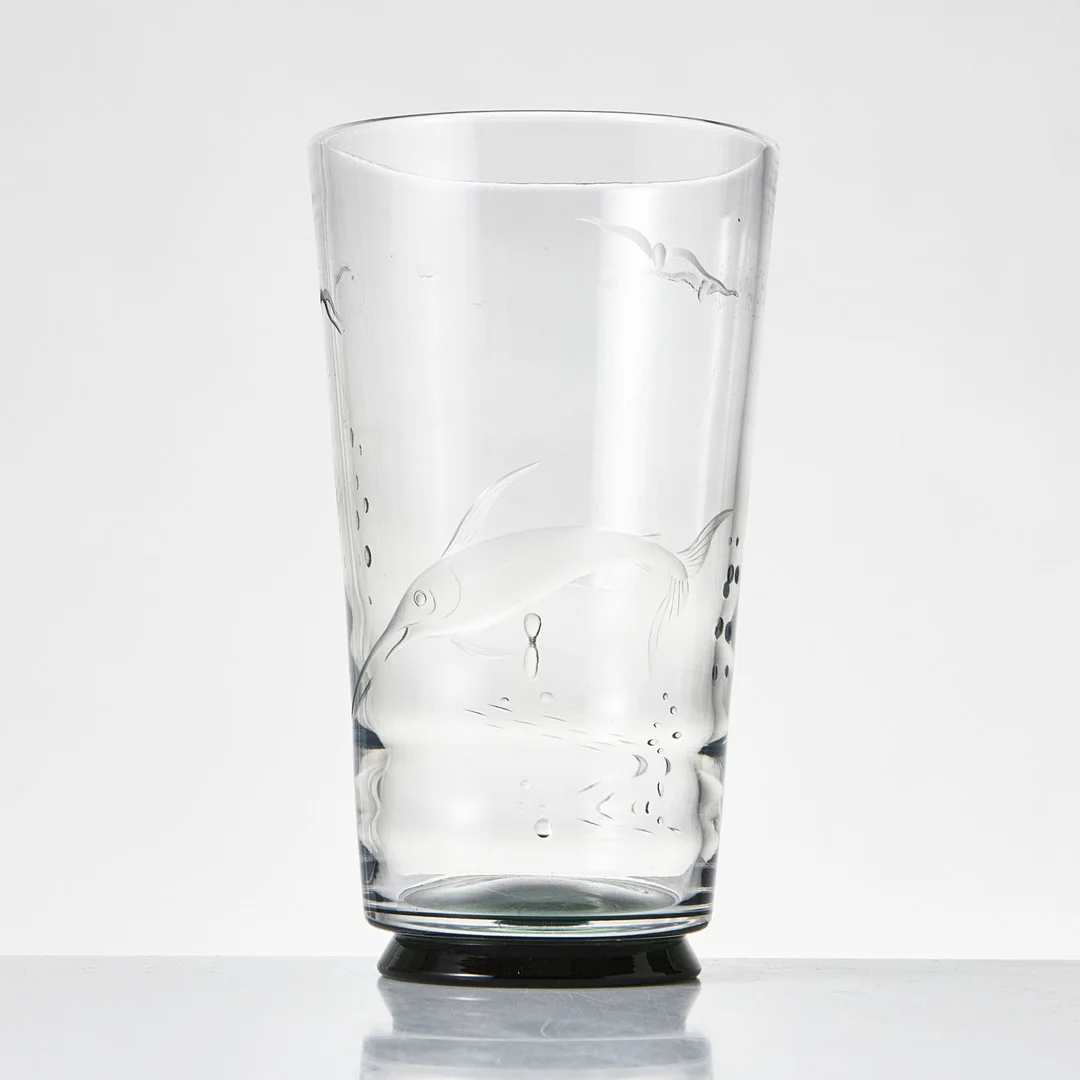 EDWARD HALD. Vas, Orrefors 1930-tal, grön fot, optikblåst klar glasmassa. — Art glass — Stockholms Auktionsverk Magasin 5